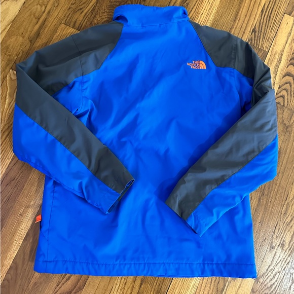 The North Face YLG Jacket - Picture 3 of 6